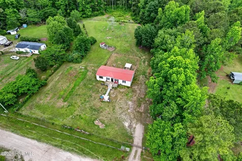 6954 Maple Road NW Ash NC 28420