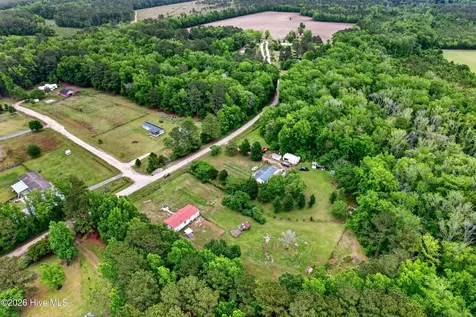 6954 Maple Road NW Ash NC 28420