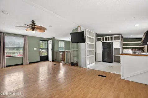 6954 Maple Road NW Ash NC 28420