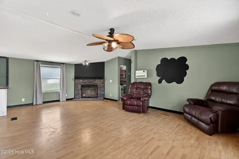 6954 Maple Road NW Ash NC 28420