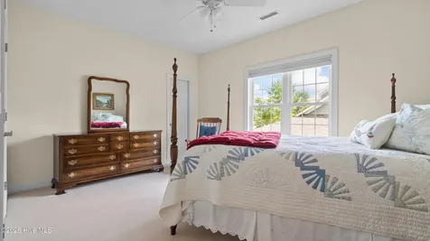 1037 Meridian Drive Sneads Ferry NC 28460