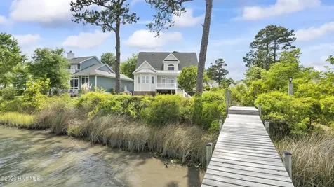 1037 Meridian Drive Sneads Ferry NC 28460