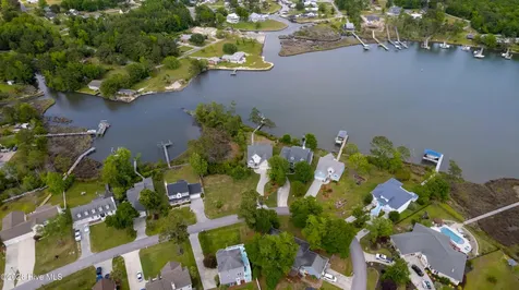 1037 Meridian Drive Sneads Ferry NC 28460