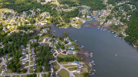 1037 Meridian Drive Sneads Ferry NC 28460