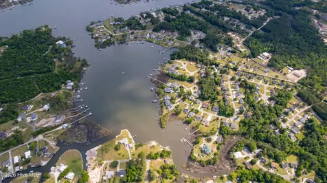 1037 Meridian Drive Sneads Ferry NC 28460