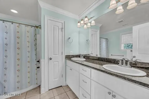104 NE 8th Street Oak Island NC 28465