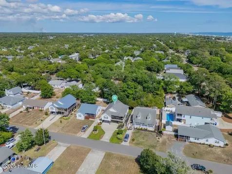 104 NE 8th Street Oak Island NC 28465