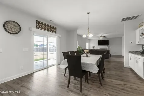 204 W Broughton Lane Rocky Point NC 28457