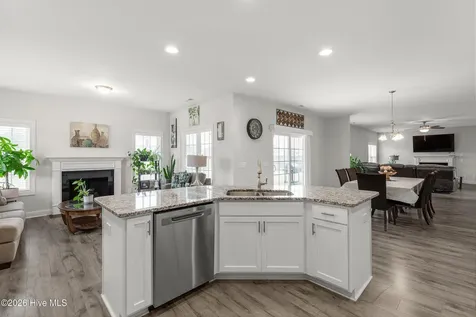 204 W Broughton Lane Rocky Point NC 28457