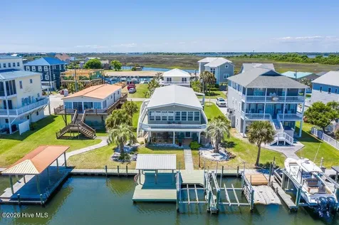 4090 4th Street Surf City NC 28445