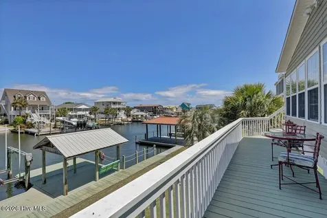 4090 4th Street Surf City NC 28445