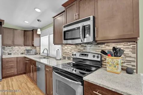 4090 4th Street Surf City NC 28445