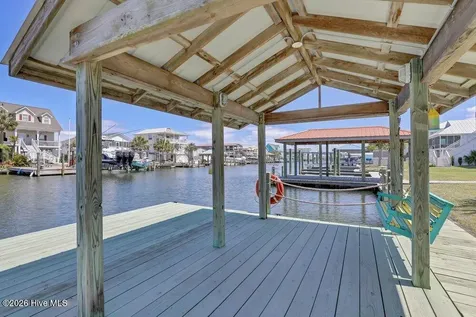 4090 4th Street Surf City NC 28445