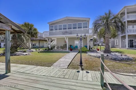 4090 4th Street Surf City NC 28445