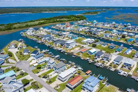 4090 4th Street Surf City NC 28445
