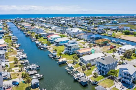 4090 4th Street Surf City NC 28445