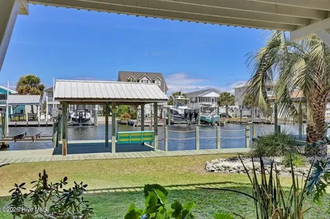 4090 4th Street Surf City NC 28445