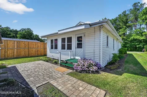 138 Victoria Drive Wilmington NC 28401