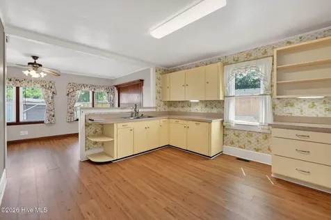 138 Victoria Drive Wilmington NC 28401