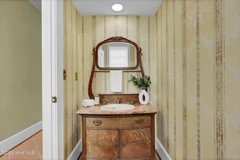 837 Fox Ridge Lane Wilmington NC 28405