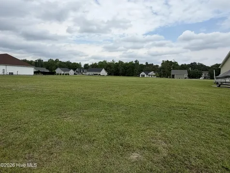 165 Bridgewater Drive S Bath NC 27808
