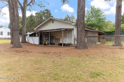 15951 Us Highway 15 501 Aberdeen NC 28315