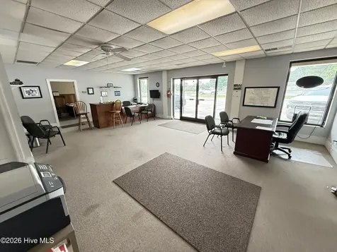 906 N Breazeale Avenue Mount Olive NC 28365