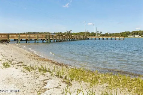 580 Gillikin Road Beaufort NC 28516