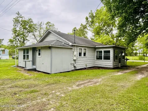 580 Gillikin Road Beaufort NC 28516