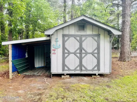 580 Gillikin Road Beaufort NC 28516