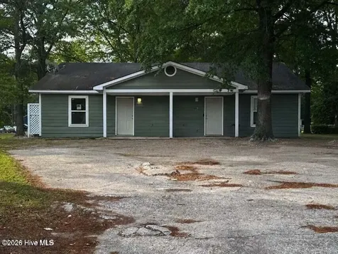 1102 Lewis Circle Rockingham NC 28379