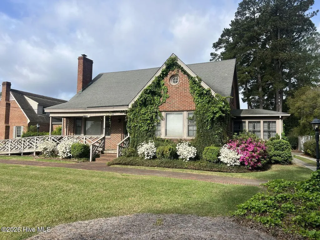 804 Carey Road Kinston NC 28501