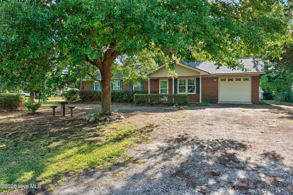 626 Hadley Court Wilmington NC 28405