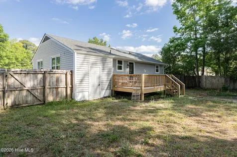 1009 River Street Jacksonville NC 28540