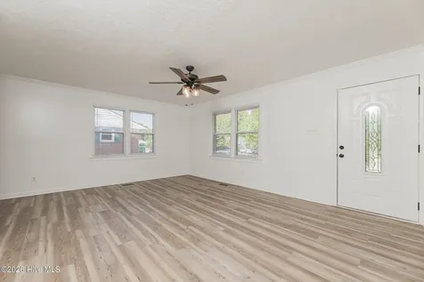 1009 River Street Jacksonville NC 28540