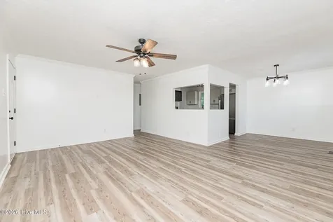 1009 River Street Jacksonville NC 28540