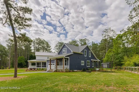 2130 E Connecticut Avenue Southern Pines NC 28387