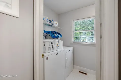 103 Round Oak Court Seven Lakes NC 27376