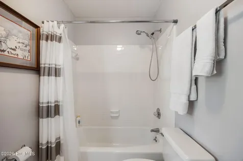 103 Round Oak Court Seven Lakes NC 27376
