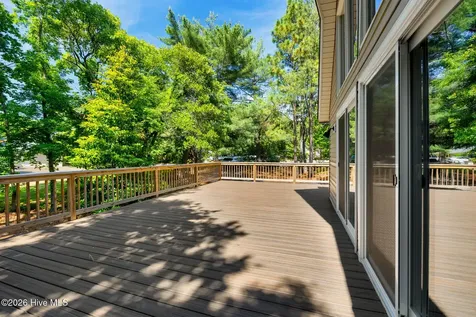 103 Round Oak Court Seven Lakes NC 27376