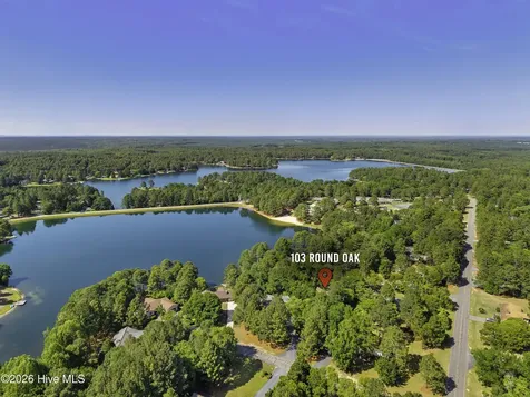 103 Round Oak Court Seven Lakes NC 27376