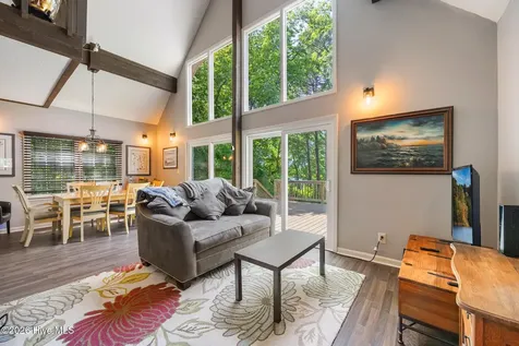 103 Round Oak Court Seven Lakes NC 27376