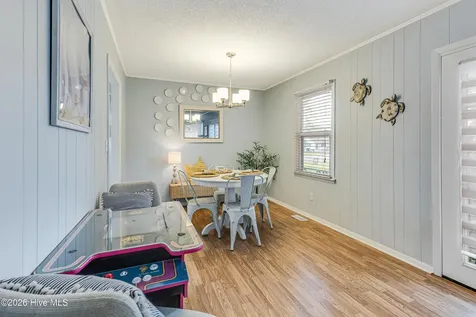 139 NE 39th Street Oak Island NC 28465