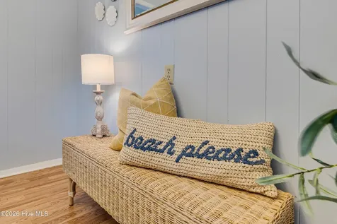 139 NE 39th Street Oak Island NC 28465