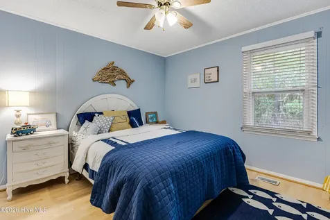 139 NE 39th Street Oak Island NC 28465
