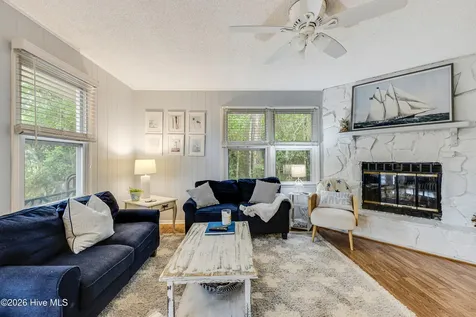 139 NE 39th Street Oak Island NC 28465