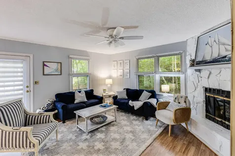 139 NE 39th Street Oak Island NC 28465