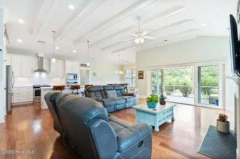 6313 Chadmore Lane SW Ocean Isle Beach NC 28469