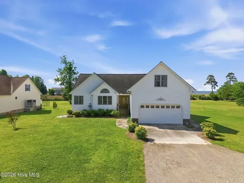 856 Wide Waters Drive Bath NC 27808