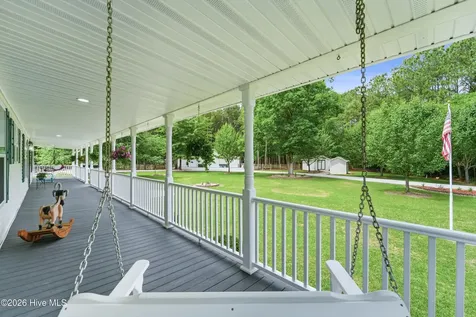 295 Mayberry Lane Richlands NC 28574
